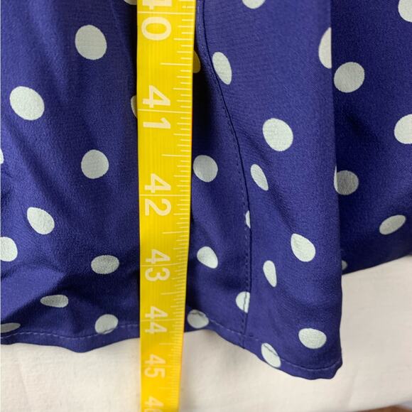 J. Peterman women's size 10 medium silk blue polka dot button up dress - Picture 12 of 12